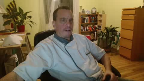 Snapshot of clouplefun chatting on December 2024 04:23:01 AM clouplefun online show from December 2024 04:23:01 AM
