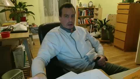 Snapshot of clouplefun chatting on January 2025 04:44:01 AM clouplefun online show from January 2025 04:44:01 AM