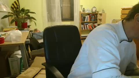 Snapshot of clouplefun chatting on January 2025 05:44:02 AM clouplefun online show from January 2025 05:44:02 AM