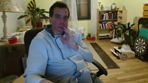 Snapshot of clouplefun chatting on January 2025 06:12:01 AM clouplefun online show from January 2025 06:12:01 AM