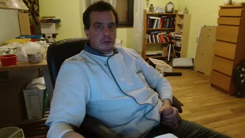 Snapshot of clouplefun chatting on January 2025 06:13:02 AM clouplefun online show from January 2025 06:13:02 AM
