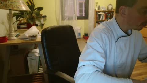 Snapshot of clouplefun chatting on February 2025 06:28:01 AM clouplefun online show from February 2025 06:28:01 AM