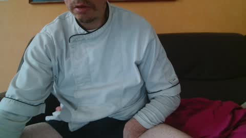 Snapshot of clouplefun chatting on March 2025 01:08:01 PM clouplefun online show from March 2025 01:08:01 PM