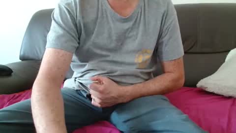 Snapshot of clouplefun chatting on September 2025 11:45:01 AM clouplefun online show from September 2025 11:45:01 AM