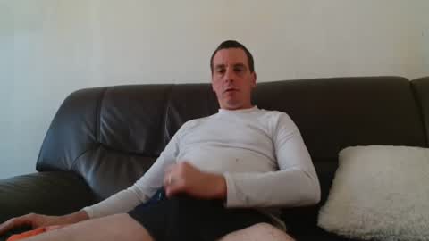 Snapshot of clouplefun chatting on October 2025 11:43:01 AM clouplefun online show from October 2025 11:43:01 AM