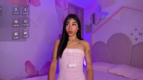 Snapshot of cloy_baby chatting on May 2026 10:57:02 AM Eilyn online show from May 2026 10:57:02 AM