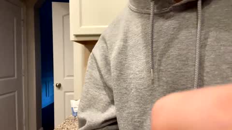 Snapshot of clt789 chatting on December 2024 01:07:02 PM clt789 online show from December 2024 01:07:02 PM