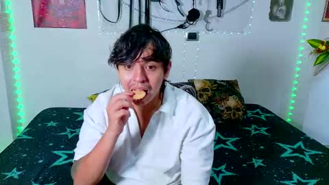 Clyde and Bunny online show from March 2025 09:57:01 PM