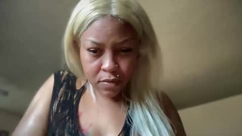 CocaNutt online show from December 2024 06:27:02 PM