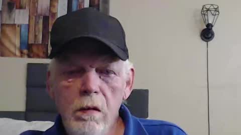 Snapshot of cockreadynow4u chatting on December 2025 07:17:01 AM cockreadynow4u online show from December 2025 07:17:01 AM