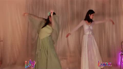 coco2002924 online show from December 2025 02:50:02 AM