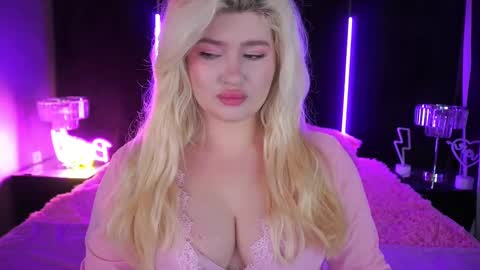 onlyfans amyleyy online show from February 2025 07:26:01 AM
