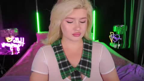 onlyfans amyleyy online show from October 2025 07:20:02 AM