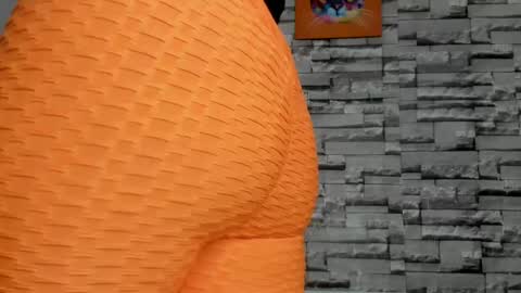 laurita online show from January 2025 07:25:01 PM