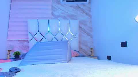 colett online show from February 2026 11:53:02 AM