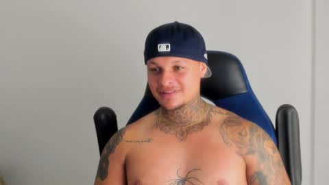 Snapshot of colin_prince2 chatting on December 2024 06:44:01 AM COLIN online show from December 2024 06:44:01 AM