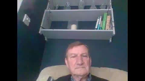 Snapshot of colinbeech chatting on December 2024 12:30:01 PM colinbeech online show from December 2024 12:30:01 PM