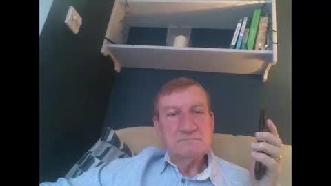 Snapshot of colinbeech chatting on December 2024 11:54:01 AM colinbeech online show from December 2024 11:54:01 AM
