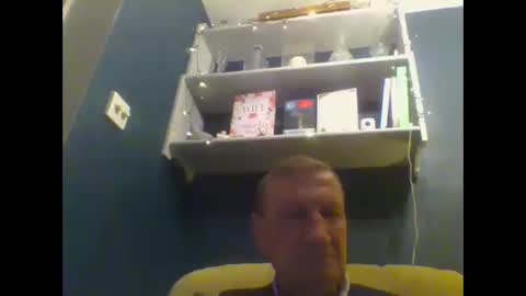 Snapshot of colinbeech chatting on December 2024 04:19:01 PM colinbeech online show from December 2024 04:19:01 PM