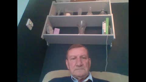 Snapshot of colinbeech chatting on January 2025 11:07:02 AM colinbeech online show from January 2025 11:07:02 AM