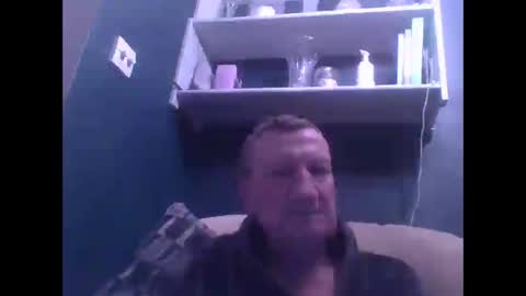 Snapshot of colinbeech chatting on January 2025 06:34:02 AM colinbeech online show from January 2025 06:34:02 AM