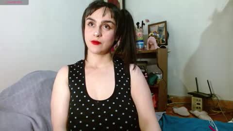 Snapshot of collette_beaufoy chatting on October 2025 10:32:02 PM Collette online show from October 2025 10:32:02 PM