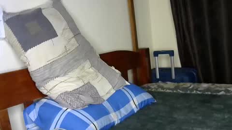 colloh9 online show from May 2026 04:36:02 PM