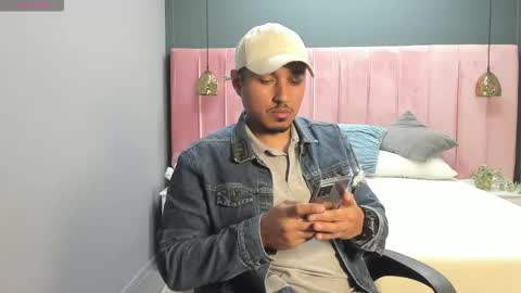 colombiachatur online show from January 2026 07:06:01 PM