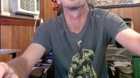 Nelson or ComicKing and sometime Peachy143 online show from October 2025 12:13:01 AM