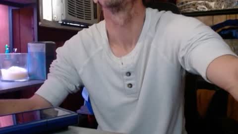 Nelson or ComicKing and sometime Peachy143 online show from December 2025 02:35:01 PM