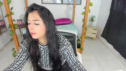 conie_love69 online show from October 2025 12:23:02 PM