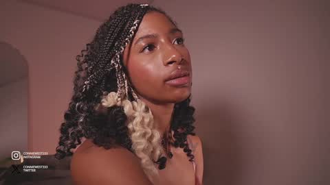 Snapshot of connie_west0 chatting on December 2024 01:11:01 AM   independent model online show from December 2024 01:11:01 AM