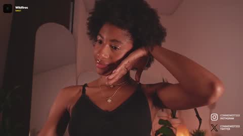 Snapshot of connie_west0 chatting on January 2025 09:25:02 PM   independent model online show from January 2025 09:25:02 PM