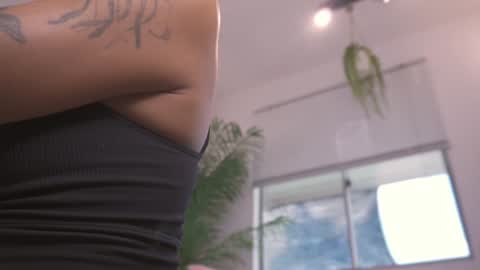 ROSELL 3   online show from October 2025 04:13:01 PM