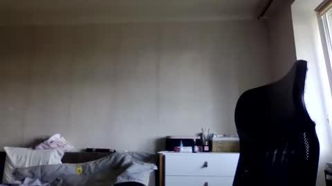 Snapshot of cora_fora chatting on September 2025 07:08:01 AM cora_fora online show from September 2025 07:08:01 AM