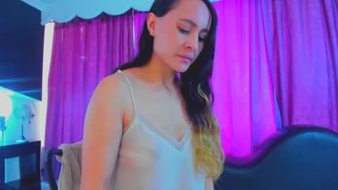 Coral  online show from March 2025 12:28:01 PM