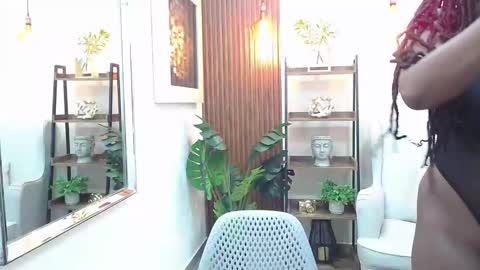 Coral online show from December 2025 11:04:02 AM