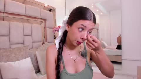 Coral online show from October 2025 03:21:02 PM