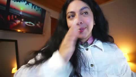 Snapshot of coraline_latin chatting on April 2026 01:41:02 PM Coraline online show from April 2026 01:41:02 PM