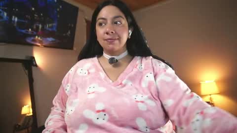 Snapshot of coraline_latin chatting on May 2026 12:55:02 PM Coraline online show from May 2026 12:55:02 PM