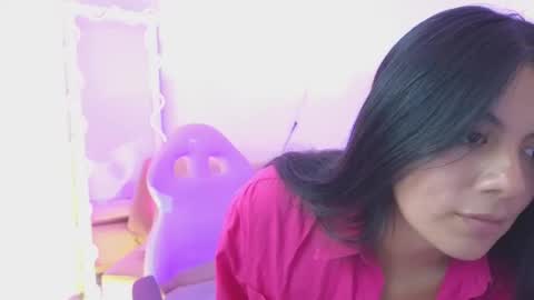 Snapshot of coraline_tay chatting on February 2025 03:26:02 AM Carolina online show from February 2025 03:26:02 AM