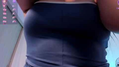 Snapshot of coralinekam1 chatting on January 2025 04:11:01 PM Coralinekam1 online show from January 2025 04:11:01 PM