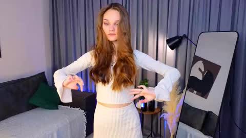 Snapshot of corazonmalinky chatting on November 2025 03:34:02 PM Lia online show from November 2025 03:34:02 PM