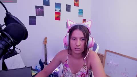 Lunita online show from February 2026 03:17:02 PM