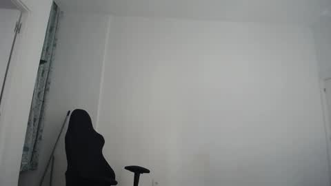 costantine helena24 online show from November 2025 11:31:01 AM