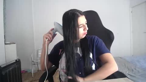 costantine helena24 online show from January 2026 01:48:02 PM