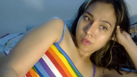 Snapshot of cottoncandygirl9898 chatting on January 2025 04:11:01 PM Liz Gwyneth Charlota online show from January 2025 04:11:01 PM