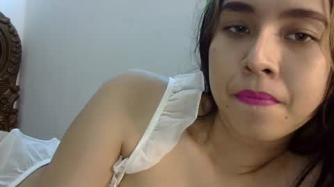 Snapshot of cottoncandygirl9898 chatting on February 2025 09:33:01 AM Liz Gwyneth Charlota online show from February 2025 09:33:01 AM