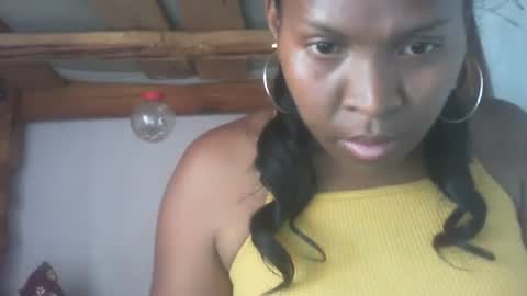 couleur_vanille online show from December 2024 05:42:01 AM