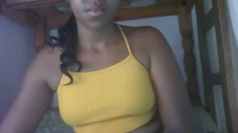 couleur_vanille online show from January 2025 07:29:01 AM